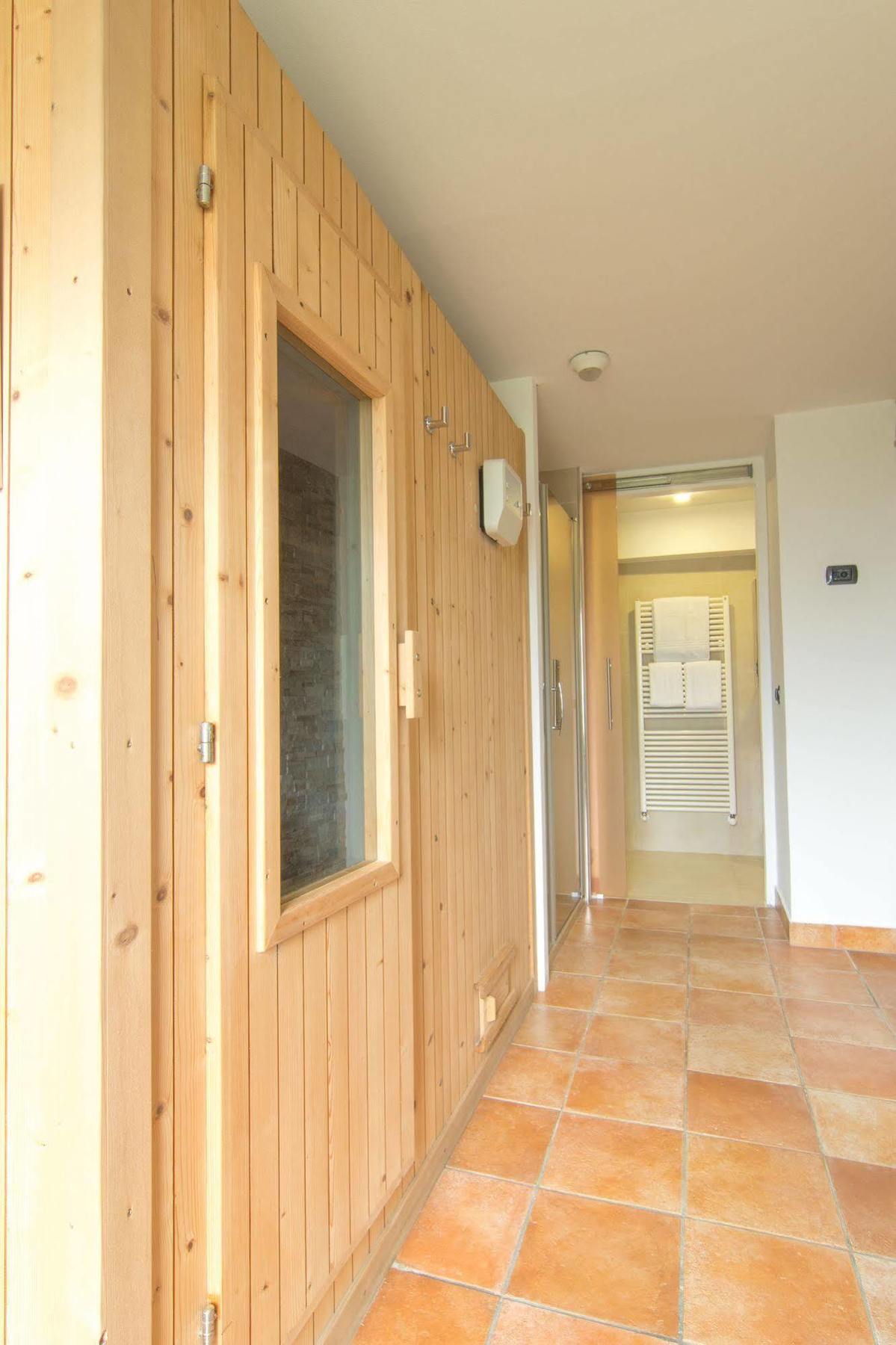 Bed & Wellness Fisterre Belluno Exterior foto